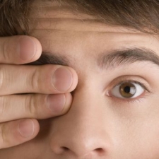 Bolinha no olho: o que pode ser? – Central da Visão